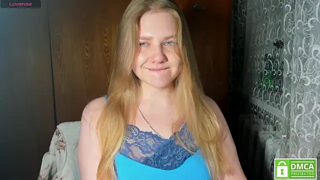 AlinaMors online show from April 2026 09:18:02 PM