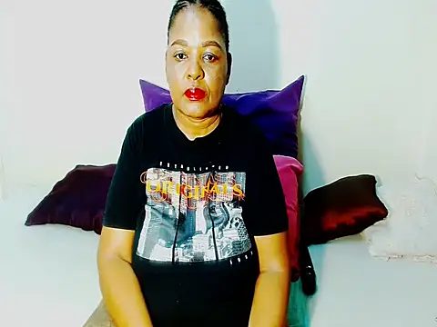 Love-Racheal75 online show from April 2026 02:28:01 AM