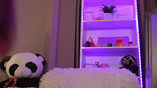 GiaBlu online show from October 2025 08:42:01 PM