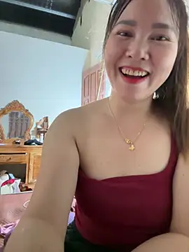 Moan Mary online show from October 2025 10:14:01 AM