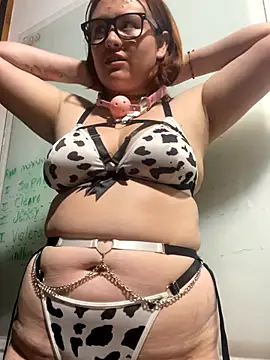 Snapshot of AliaMiller_ chatting on October 2025 02:12:01 PM AliaMiller online show from October 2025 02:12:01 PM