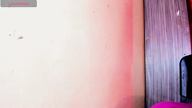 Rossedewitt  online show from March 2026 07:15:02 PM