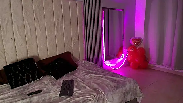 rachell owen online show from September 2025 05:20:02 AM