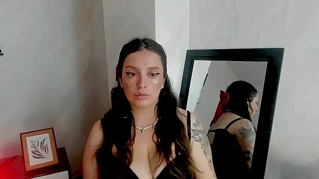 BrithaniKy online show from December 2025 06:04:01 PM