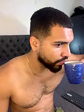 vincentjaxon online show from September 2025 12:15:02 PM