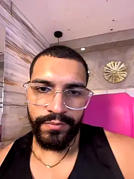 vincentjaxon online show from September 2025 12:52:01 PM