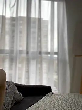 Sofi Leal online show from April 2026 12:54:01 PM