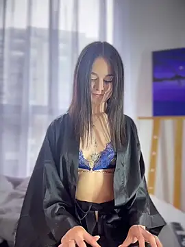 Sofi Leal online show from April 2026 11:57:02 AM