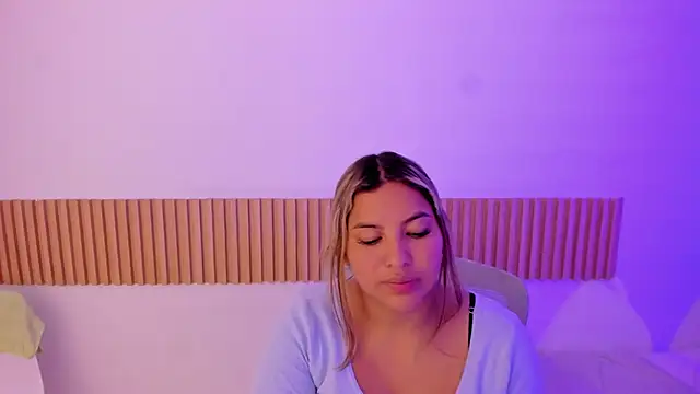 OliviaSweett online show from March 2026 06:52:01 PM