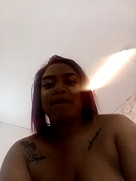 nathaliamiller online show from December 2025 07:52:01 PM