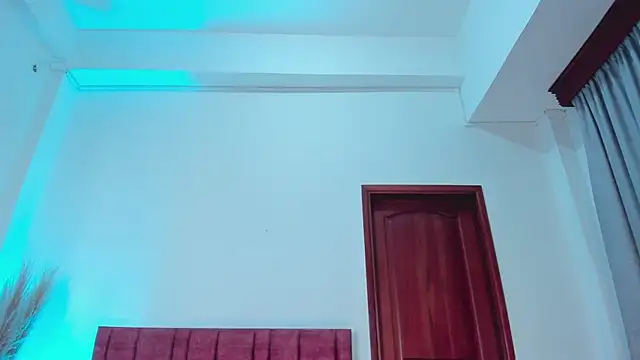 Snapshot of LunaAspen_ chatting on September 2025 06:07:01 PM LunaAspen online show from September 2025 06:07:01 PM