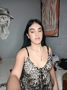 Snapshot of Bigtiti01 chatting on June 2026 07:38:02 PM Bigtiti01 online show from June 2026 07:38:02 PM