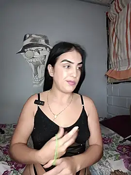 Snapshot of Bigtiti01 chatting on July 2026 09:38:01 PM Bigtiti01 online show from July 2026 09:38:01 PM