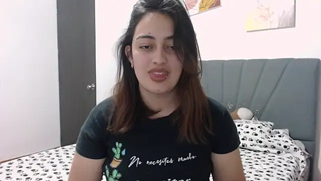 Snapshot of Meggan_n chatting on September 2025 01:54:01 AM Meggan n online show from September 2025 01:54:01 AM