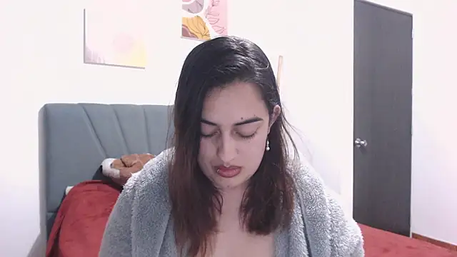 Snapshot of Meggan_n chatting on October 2025 12:55:01 AM Meggan n online show from October 2025 12:55:01 AM