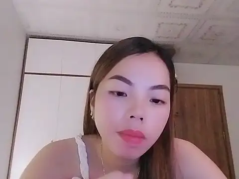 Bree039 online show from October 2025 09:00:02 AM