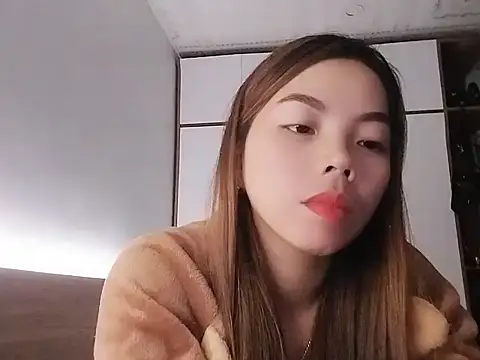 Bree039 online show from November 2025 07:04:01 PM