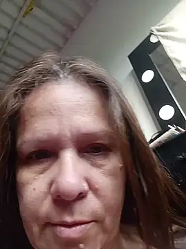 Snapshot of SinisterBabe chatting on January 2026 12:09:02 PM SinisterBabe online show from January 2026 12:09:02 PM