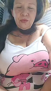 Snapshot of SinisterBabe chatting on May 2026 11:38:01 AM SinisterBabe online show from May 2026 11:38:01 AM