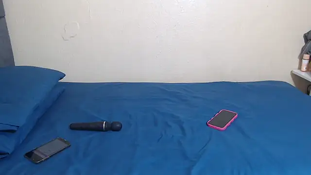 Snapshot of AfricanPopi chatting on November 2025 05:09:02 AM AfricanPopi online show from November 2025 05:09:02 AM