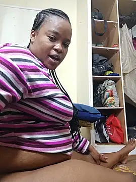 Snapshot of AfricanPopi chatting on June 2026 09:51:01 PM AfricanPopi online show from June 2026 09:51:01 PM