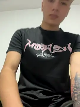 AlexanderCollman online show from November 2025 07:49:02 PM