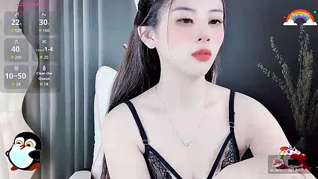 Snapshot of Aline_690 chatting on September 2025 02:06:01 PM Aline 690 online show from September 2025 02:06:01 PM