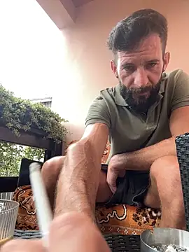 Snapshot of Michel_huge chatting on September 2025 06:03:01 AM Michel huge online show from September 2025 06:03:01 AM