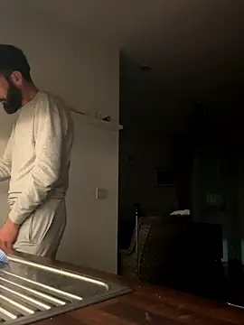 Snapshot of Michel_huge chatting on October 2025 05:08:01 AM Michel huge online show from October 2025 05:08:01 AM