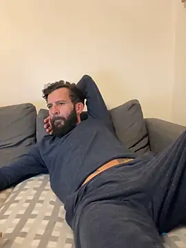 Snapshot of Michel_huge chatting on November 2025 06:08:01 PM Michel huge online show from November 2025 06:08:01 PM