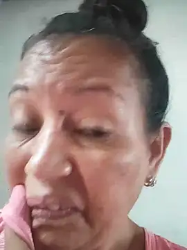 Snapshot of marinita13 chatting on October 2025 02:15:01 PM marinita13 online show from October 2025 02:15:01 PM