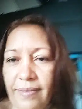 marinita13 online show from November 2025 01:44:01 PM