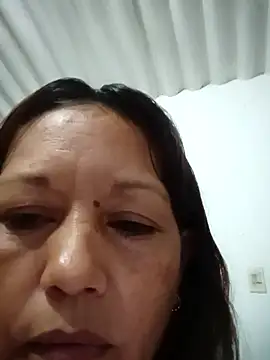 marinita13 online show from February 2026 01:50:02 AM