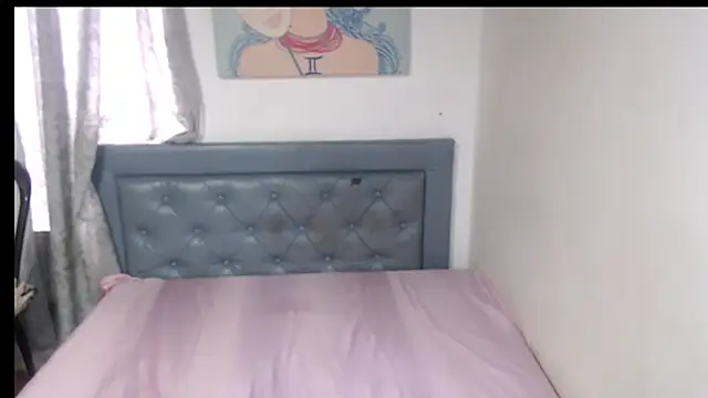 sarah aguilar online show from November 2025 06:51:01 PM