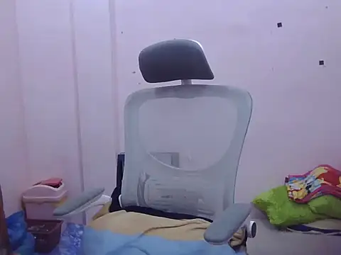 WildPussy4uxx online show from November 2025 06:24:02 PM