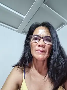 Snapshot of ImYourWoman_55 chatting on June 2026 10:19:02 PM ImYourWoman 55 online show from June 2026 10:19:02 PM
