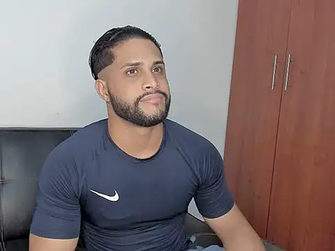 Pier Simons online show from September 2025 05:01:02 AM