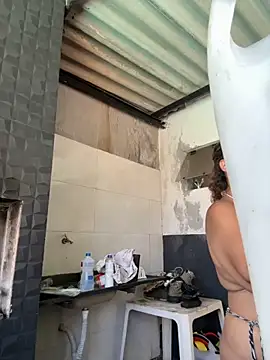 Snapshot of Chloe_Leaozinho chatting on November 2025 03:01:02 PM Chloe Leaozinho online show from November 2025 03:01:02 PM