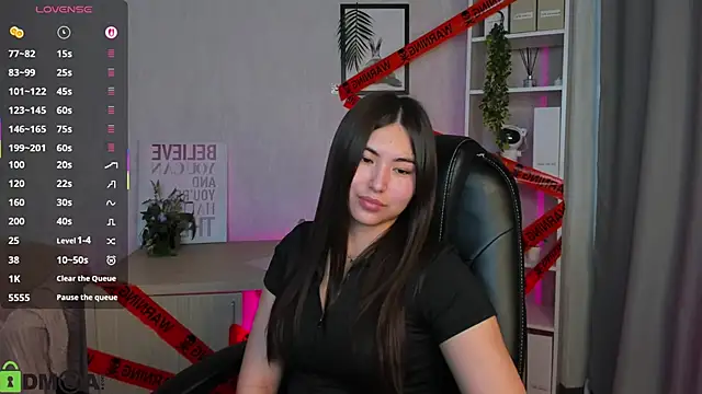 Snapshot of Megan_Williamms chatting on October 2025 09:52:02 AM Megan Williamms online show from October 2025 09:52:02 AM