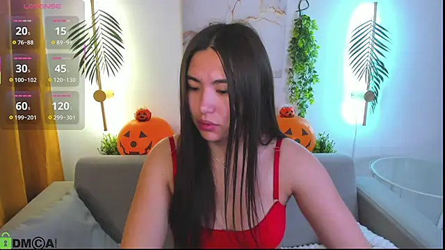 Snapshot of Megan_Williamms chatting on October 2025 02:01:02 AM Megan Williamms online show from October 2025 02:01:02 AM