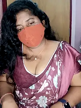 Jessi 25 online show from October 2025 05:24:02 PM