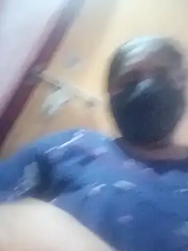 Jessi 25 online show from April 2026 06:58:02 PM