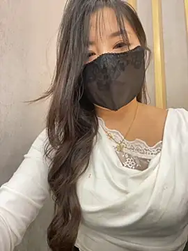 xiao-mo520 online show from November 2025 11:01:02 AM