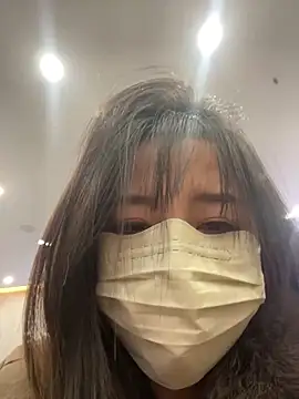 xiao-mo520 online show from December 2025 12:33:02 PM