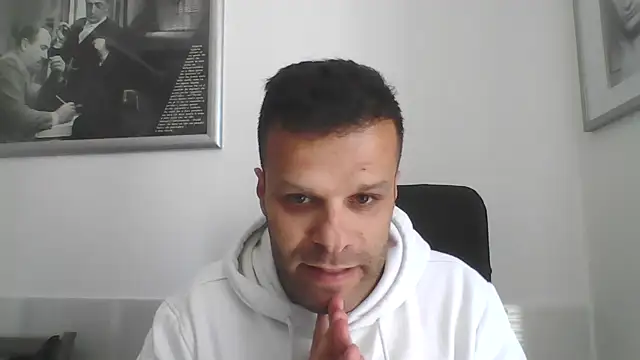 Snapshot of FROCETTO93 chatting on April 2026 12:14:02 PM FROCETTO93 online show from April 2026 12:14:02 PM
