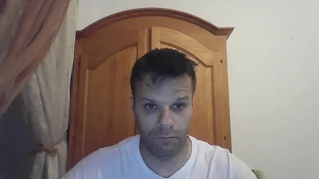 Snapshot of FROCETTO93 chatting on May 2026 08:03:01 PM FROCETTO93 online show from May 2026 08:03:01 PM