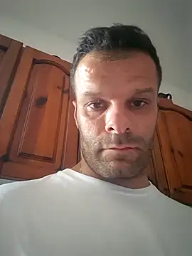 Snapshot of FROCETTO93 chatting on July 2026 03:54:02 PM FROCETTO93 online show from July 2026 03:54:02 PM