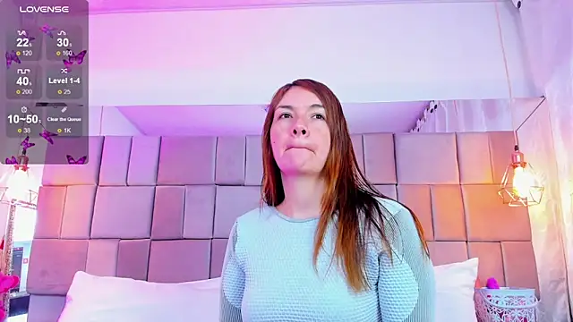 antoneella jones online show from December 2025 12:42:02 PM