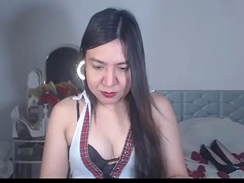 stellahugeX online show from September 2025 03:06:01 AM