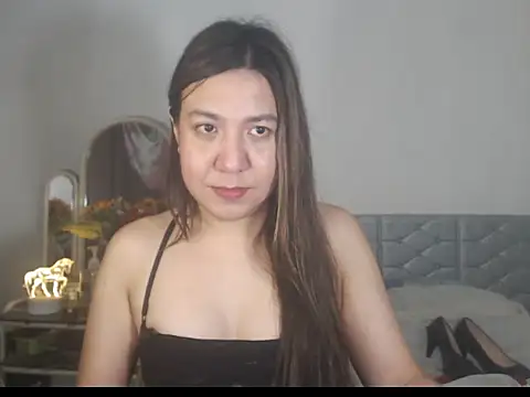 stellahugeX online show from December 2025 08:16:02 PM